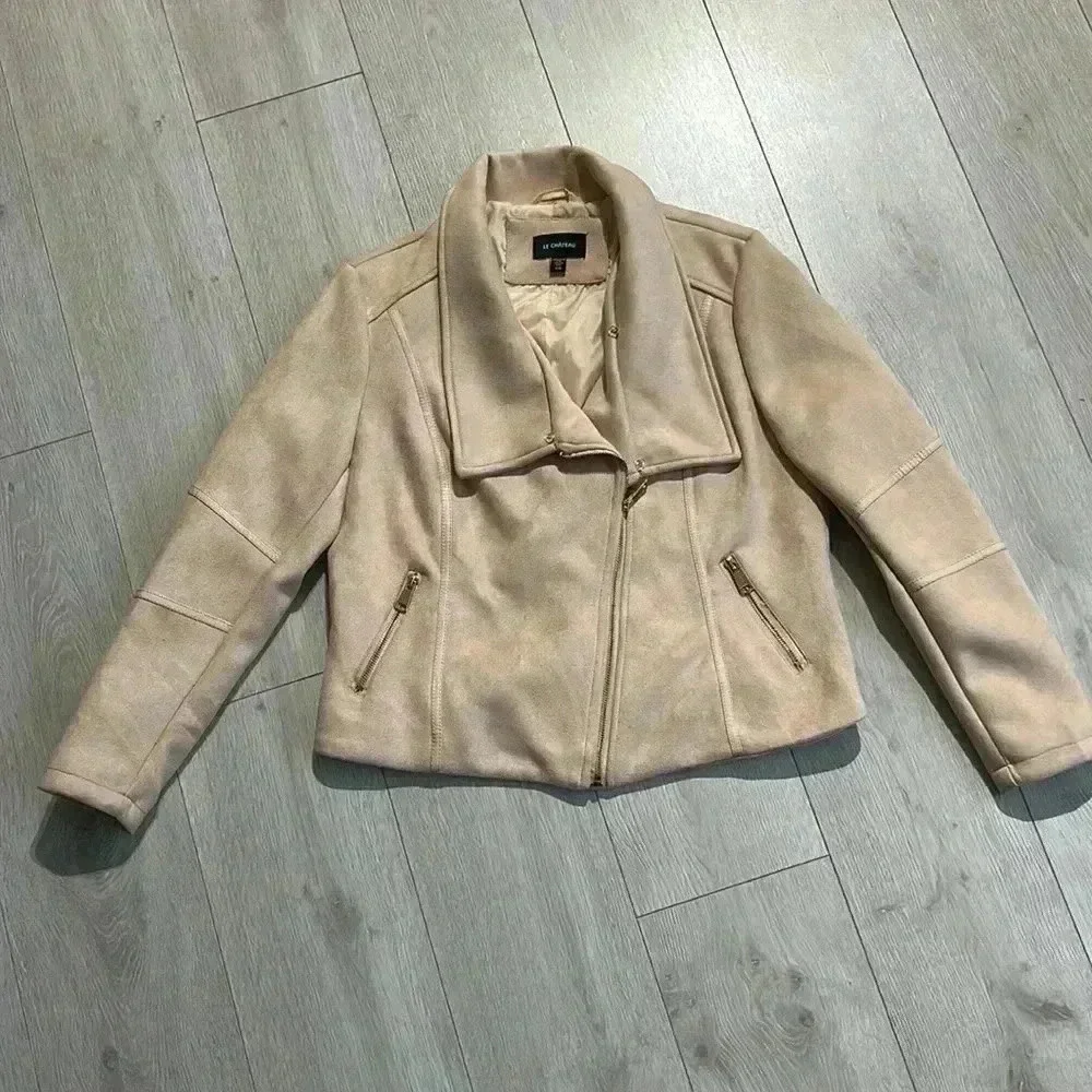 Le chateau Women’s faux suede jacket size S - Picture 4 of 7